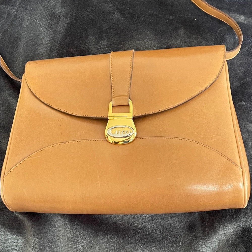 Gucci Tan Leather Shoulder Bag
